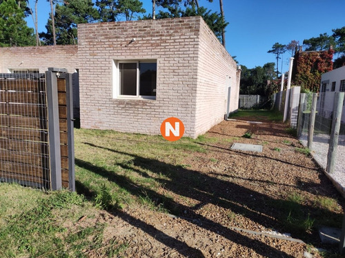 Imagen 4 de 26 de Espectacular Casa De Muy Buena Construcción En Pinares