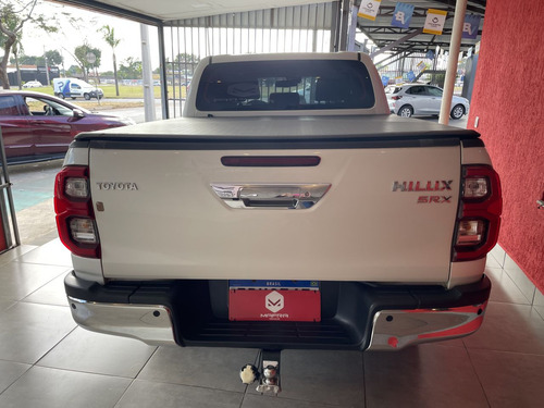 Toyota Hilux CD SRX 4x4 2.8 TDI 16V Diesel Aut.