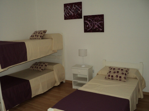 Imagen 5 de 7 de Casa En Alquiler 3 Cuadras De La Playa Y 6 Del Centro