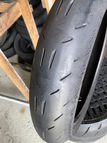 Pneu 120/70/17 Michelin Power Cup Usado Hornet Bandit Comet (Usado)