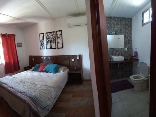 Casa Piscina Climatizada A 34 Grados, Con Cerramiento En Pvc. En Parque Del Plata