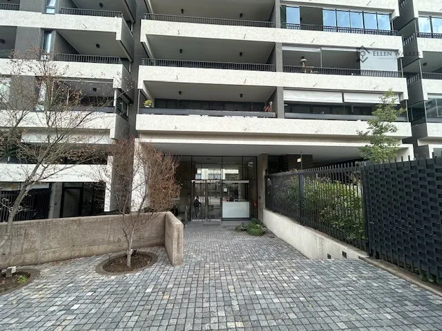 Imagen 5 de 30 de Amplio Departamento 3d+3b+ Sala De Estar | 147 M² | Metro Ch