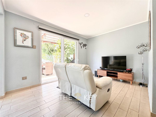 Casa Venta 5 Dormitorios, 5 Estacionamientos Y Piscina Ñuñoa