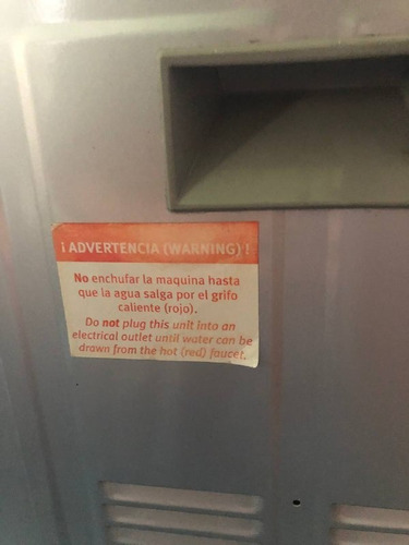 Imagen 2 de 6 de Dispensadora De Agua Electrolux Usado