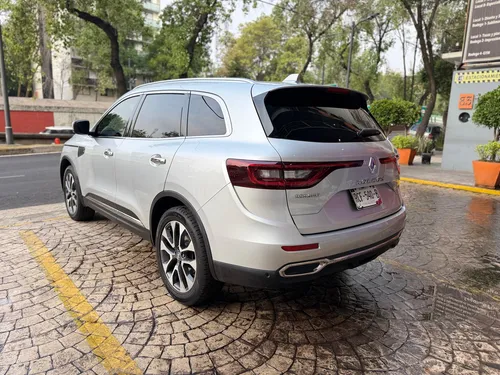 Renault Koleos 2.5 Iconic Cvt