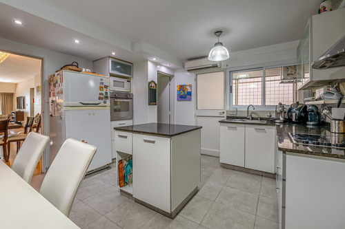 Excelente Semipiso - Venta - 4 Ambientes - Balcon - Frente - Cochera - Belgrano