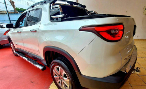 Fiat Toro 1.8 16v Evo Flex Freedom At6