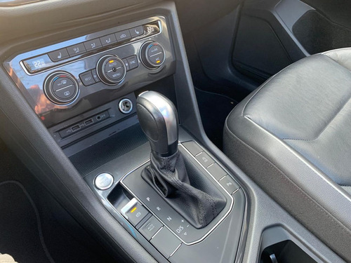 Volkswagen Tiguan Allspac Comf. 1.4 TSI Flex (7) lug. Blindado