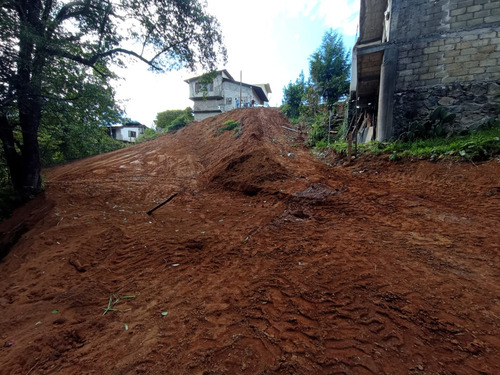 Terreno En Valle De Bravo Casas Viejas