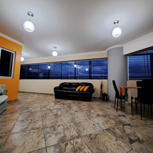 Imagen 30 de 30 de Se Alquila Imponente Penthouse En La Urbanizacion La Trigaleña, Pozo Y Planta 165897 Andres Peña