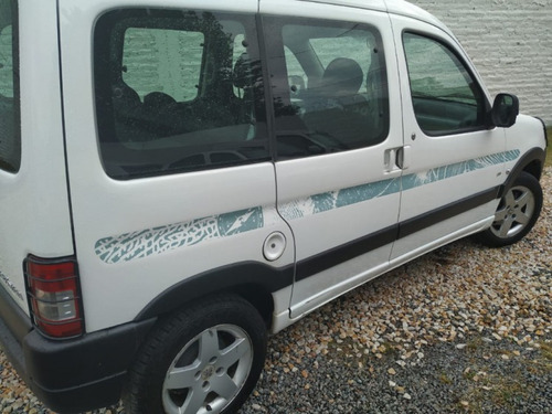 Peugeot Partner Patagonica 1.6hdi Vtc Plus L/10/17 2015