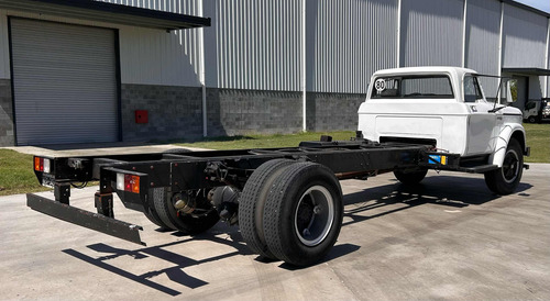 Dodge 1000