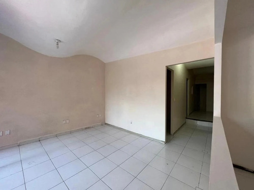 Venta De Local / Calzada Del Hueso Número 160, Local 14-b, Ex Hacienda De Coapa, Coyoacán, Cdmx / Cm1-ru 163