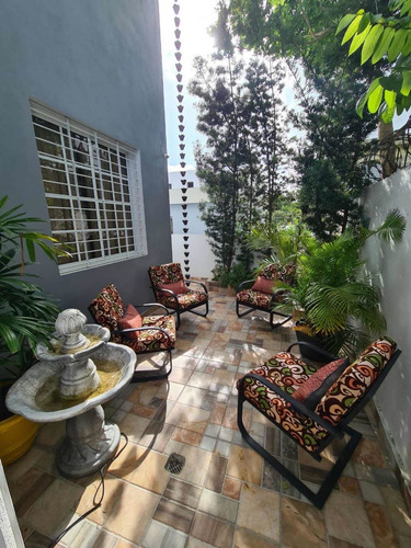 Imagen 10 de 30 de Casa De Oportunidad Con Piscina En Residencial Cerrado