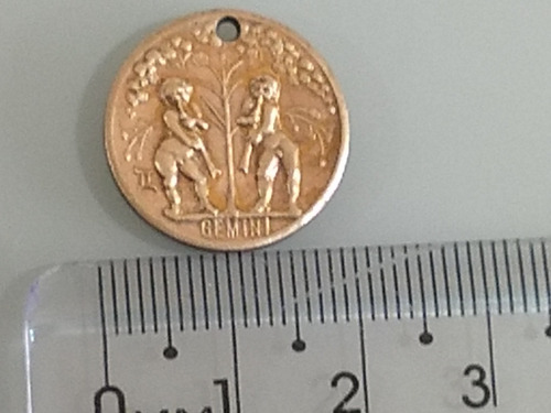 Antiga Medalha De Números Da Sorte Signo De Gemeos Bronze (Usado)