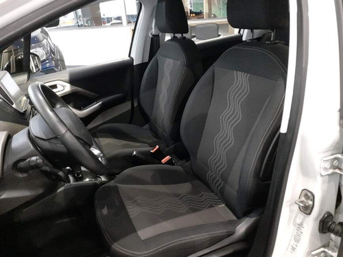 Peugeot 2008 1.6 16V FLEX ALLURE 4P AUTOMÁTICO