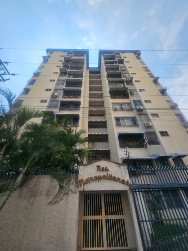 Cómodo Apartamento En Venta Urb. San Isidro, Maracay Edo. Aragua.