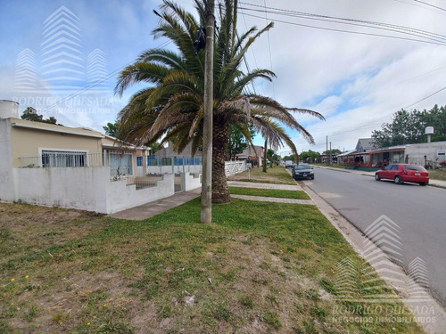 Terreno En Mar De Ajo Lote Estanislao Del Campo E/montevideo Y Azopardo.