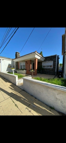 Dueña Vende Excelente Casa,en San Bautista