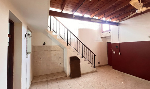 Venta Ph 4 Ambientes Con Terraza A Refaccionar En Chacarita