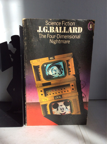 Pesadilla En Cuatro Dimensiones, J. B. Ballard, En Inglés