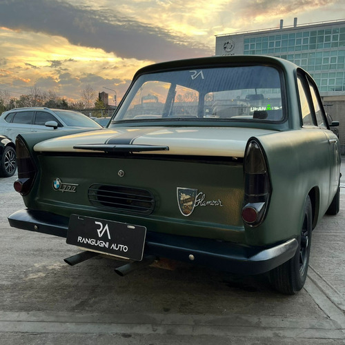 Bmw De Carlo 700