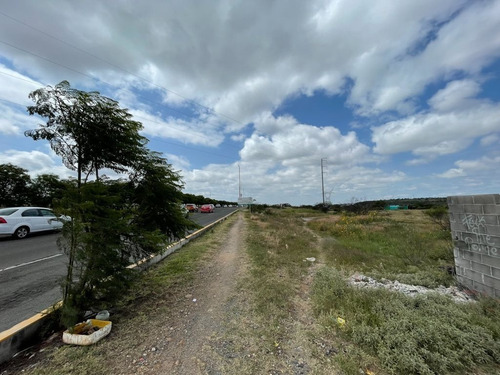 Imagen 4 de 5 de Terreno Comercial En Venta Sobre Fray Junipero, Queretaro