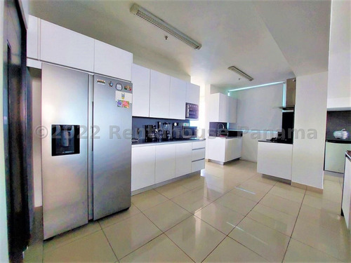 Imagen 8 de 20 de Venta De Penthouse De 297 M2 En Ph The Regent, San Francisco 22-9697