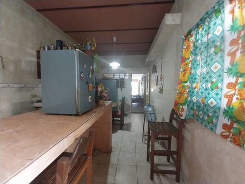 Imagen 4 de 13 de En Venta Casa De Oportunidad En Palo Negro, Urb Privado