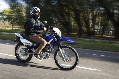 Motomel Skua 150 V6 V. López
