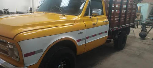 Camioneta Con Documentos Al Día ,carpa Nueva Con Su Varillas