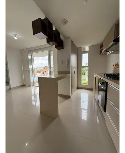 Venta Apartamento De 80mts2 En El Castillo, Jamundí, 13369-4