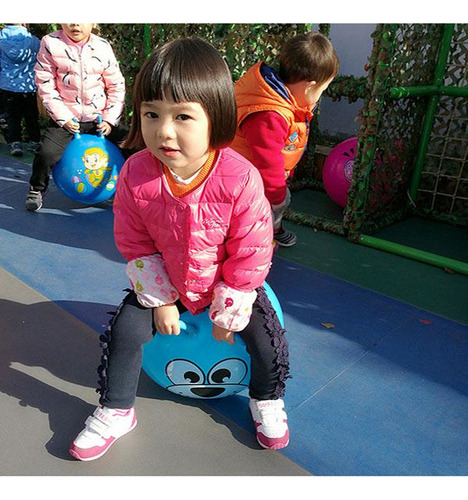 18 Cartoon Outdoor Toy Inflable Púrpura
