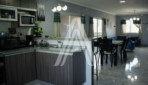 Imagen 6 de 13 de Casa Dos Dormitorios Con Piscina