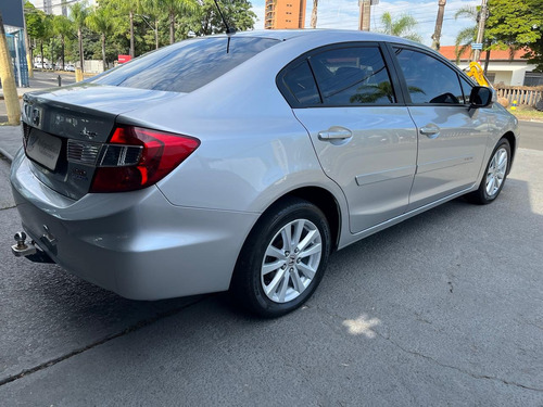 Honda Civic 2.0 Lxr Flex Aut. 4p
