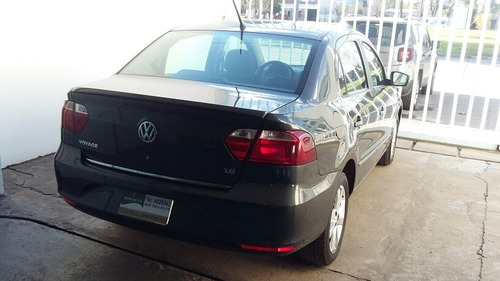 Volkswagen Voyage 1.6 Highline 101cv 2014