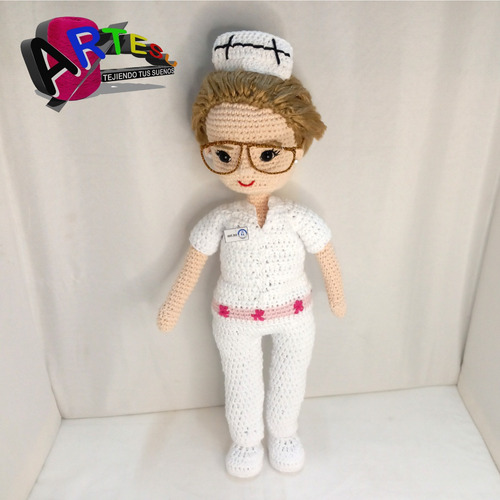 Muñeca Enfermera Amigurumi Tejida A Crochet, De 40cms