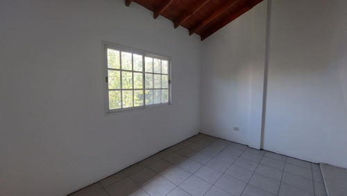 Venta Duplex 4 Ambientes Castelar