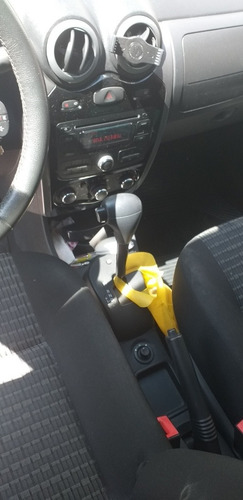 Renault Sandero 2013 1.6 16v Privilège Hi-flex Aut. 5p