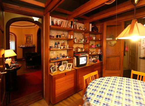 Imagen 19 de 29 de Casa Estilo Tudor - Cochera - Jardín - Única En Caballito