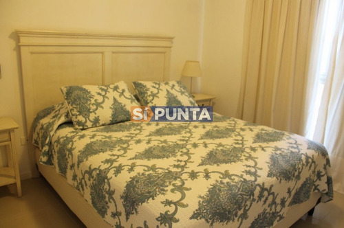 Imagen 9 de 11 de Apartamento En Alquiler Anual