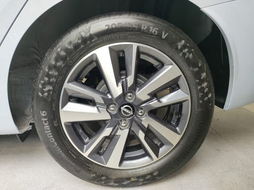 Nissan Versa 1.6 Sr Cvt