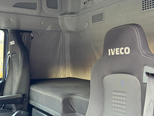 Iveco Stralis Hi-way 440 Ano 2019 6x2 Susp.molas