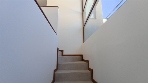 Casa En Venta En Lo Barnechea