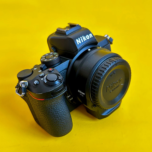 Câmera Nikon Z50 + Anel Ftz - Novíssima Preto (Usado)