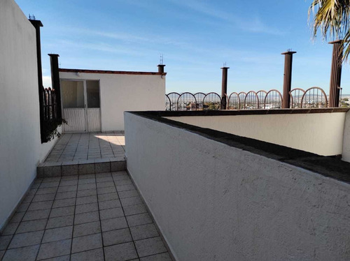Imagen 7 de 14 de Casa En Venta En Tejeda 4 Rec 3 Est Oportunidad