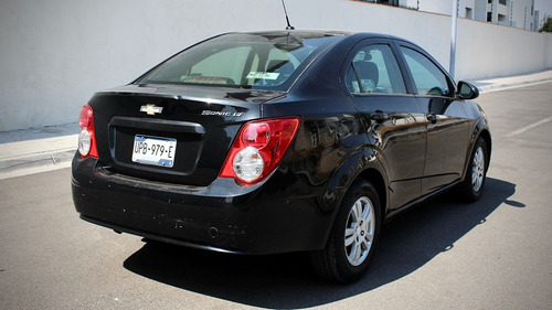 Chevrolet Aveo 1.6 Lt L4 At
