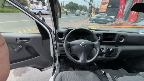 Nissan Urvan 2.5 Panel Amplia Aa Paquete Seguridad Mt