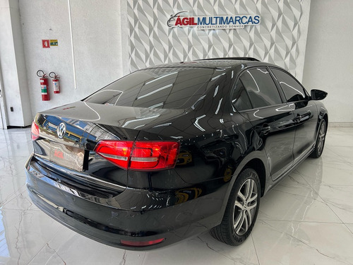 Volkswagen Jetta 2.0 Comfortline Flex Aut 4p