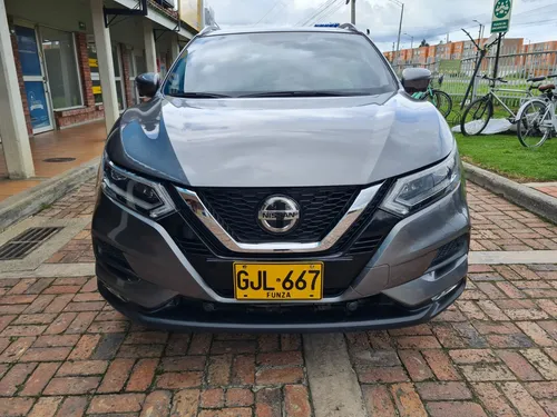 Nissan Qashqai Exclusive 2.0cc TP AA 4X2